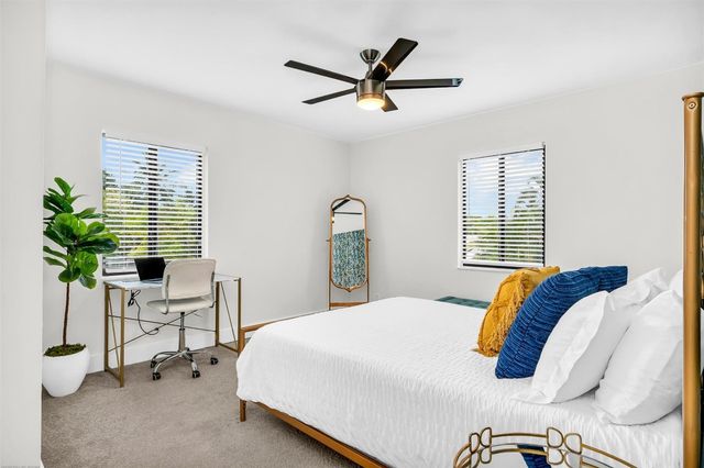 738 NE 17th Avenue, Fort Lauderdale, FL 33304