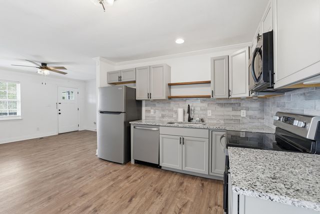 700 Runyan Drive, Chattanooga, TN 37405