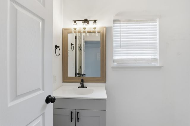 700 Runyan Drive, Chattanooga, TN 37405