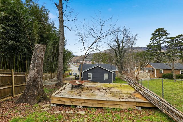 700 Runyan Drive, Chattanooga, TN 37405