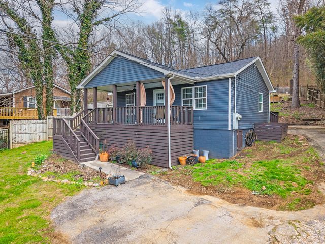 700 Runyan Drive, Chattanooga, TN 37405