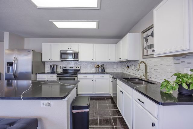 3144 Longbow Drive, Grand Prairie, TX 75052