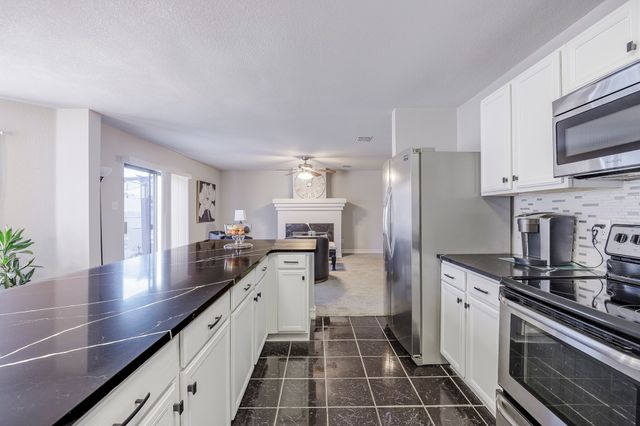 3144 Longbow Drive, Grand Prairie, TX 75052