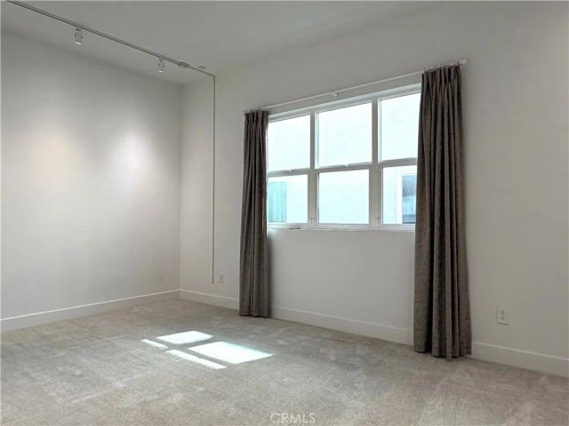 20756 W Bluebird Ct, Porter Ranch, CA 91326