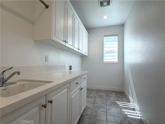 20756 W Bluebird Ct, Porter Ranch, CA 91326