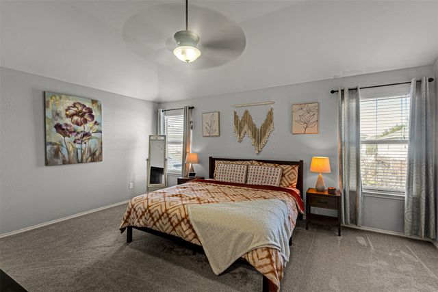 11833 Porcupine Drive, Fort Worth, TX 76244