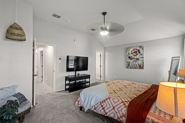 11833 Porcupine Drive, Fort Worth, TX 76244