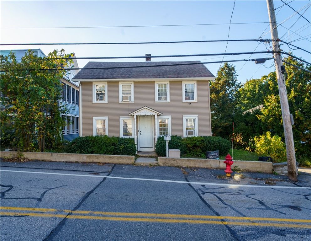 17 East Greenwich Avenue, West Warwick, RI 02893