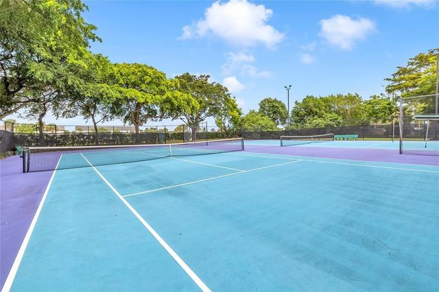 118 Lake Emerald Drive 103, Oakland Park, FL 33309