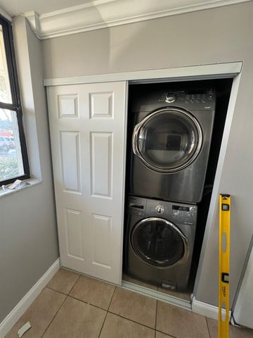 118 Lake Emerald Drive 103, Oakland Park, FL 33309