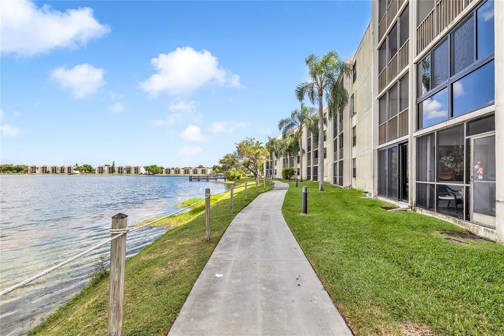 118 Lake Emerald Drive 103, Oakland Park, FL 33309