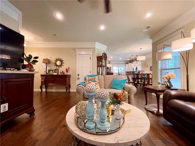 4108 N Hartford Avenue, Russellville, AR 72802