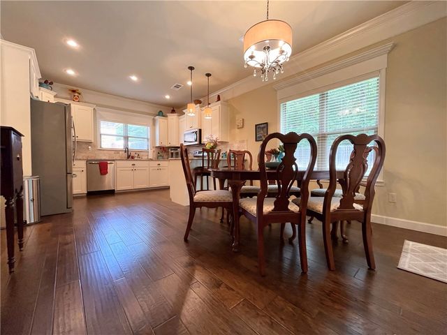 4108 N Hartford Avenue, Russellville, AR 72802