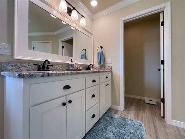 4108 N Hartford Avenue, Russellville, AR 72802