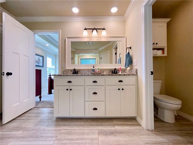 4108 N Hartford Avenue, Russellville, AR 72802