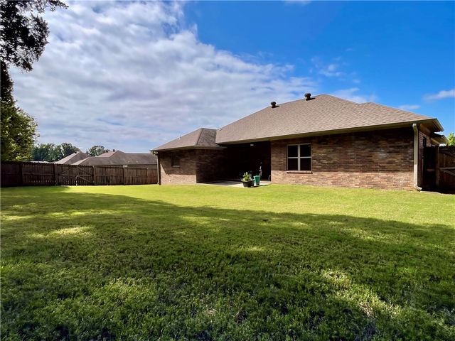 4108 N Hartford Avenue, Russellville, AR 72802