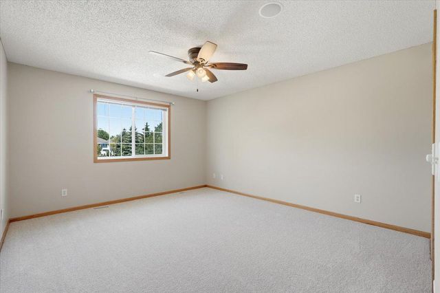 17150 Eastwood Avenue, Lakeville, MN 55024