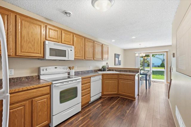 17150 Eastwood Avenue, Lakeville, MN 55024