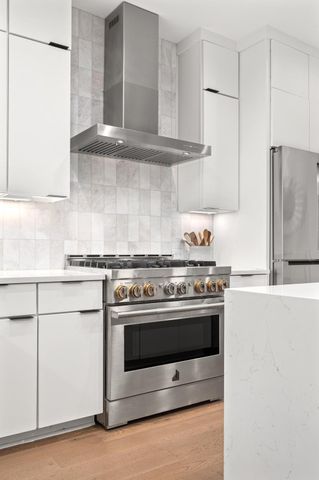 2104 E 2nd ST 1, Austin, TX 78702