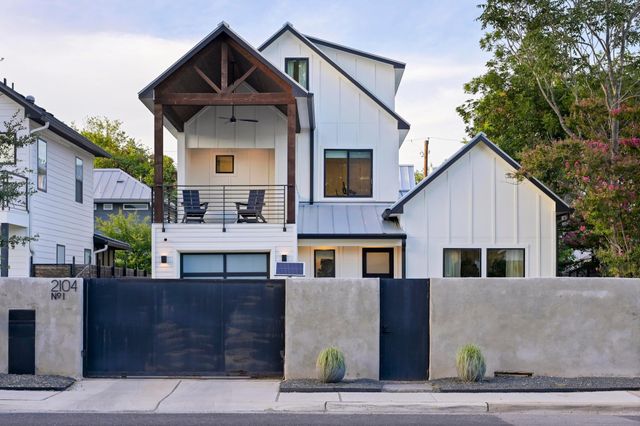 2104 E 2nd ST 1, Austin, TX 78702