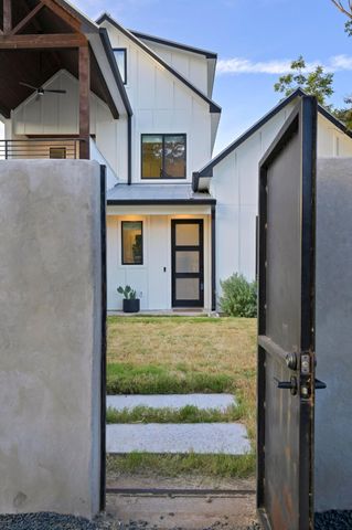 2104 E 2nd ST 1, Austin, TX 78702