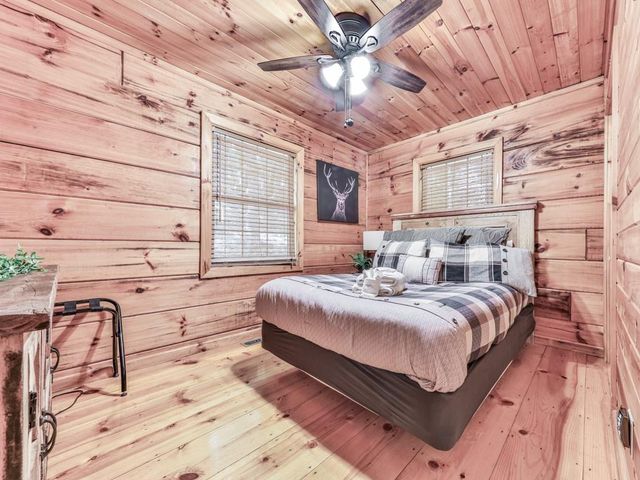 189 Smith Hill Road, Blue Ridge, GA 30513