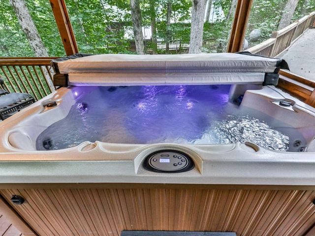 189 Smith Hill Road, Blue Ridge, GA 30513