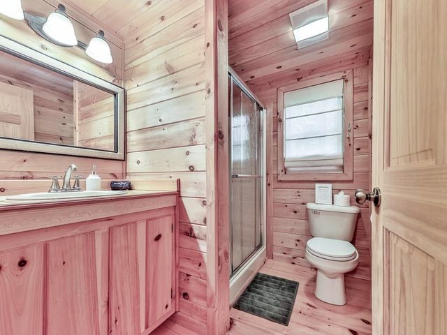 189 Smith Hill Road, Blue Ridge, GA 30513