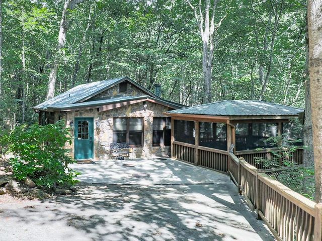 189 Smith Hill Road, Blue Ridge, GA 30513