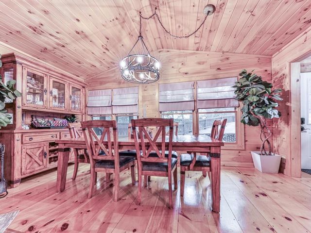 189 Smith Hill Road, Blue Ridge, GA 30513