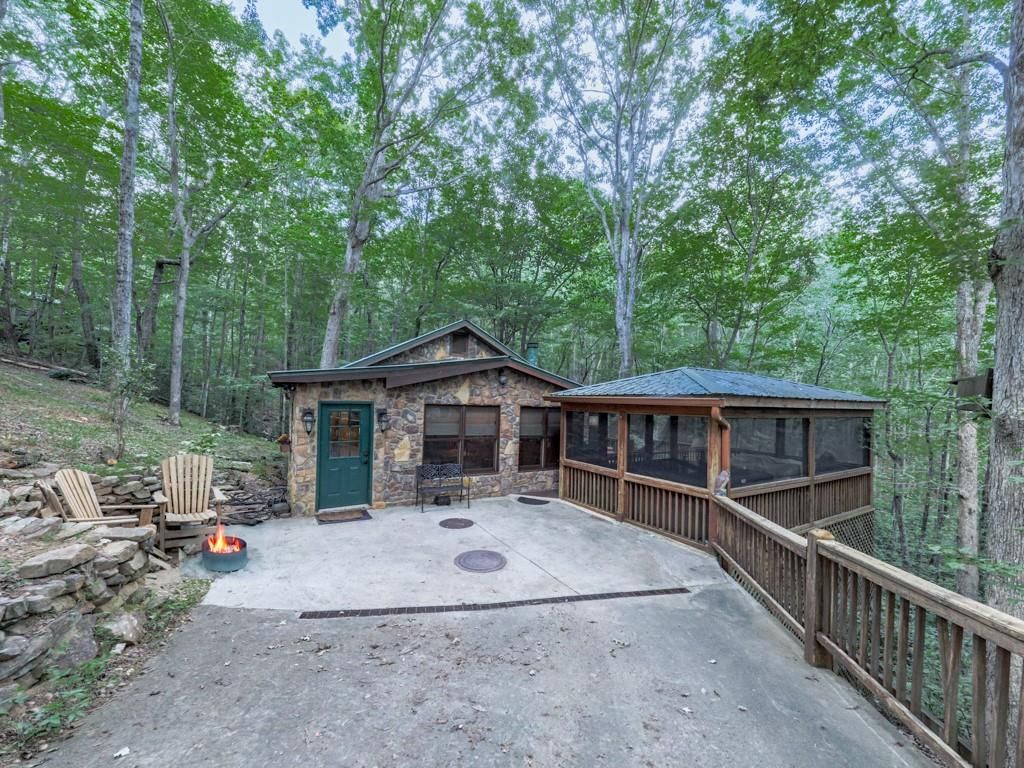 189 Smith Hill Road, Blue Ridge, GA 30513