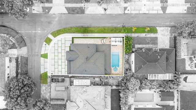 5324 SW 164 Ct, Miami, FL 33185