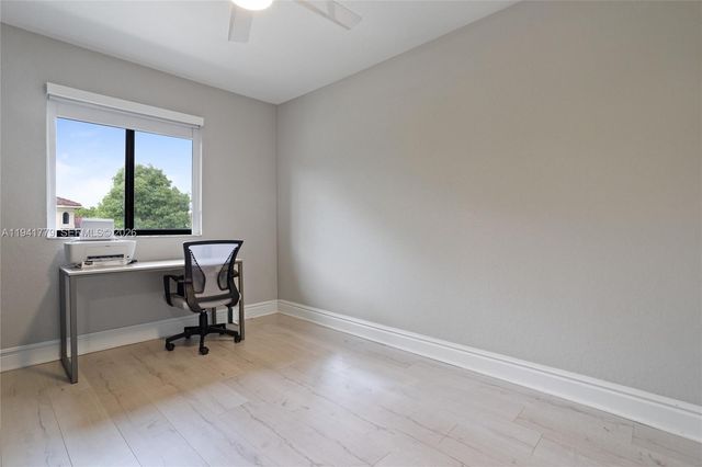 5324 SW 164 Ct, Miami, FL 33185