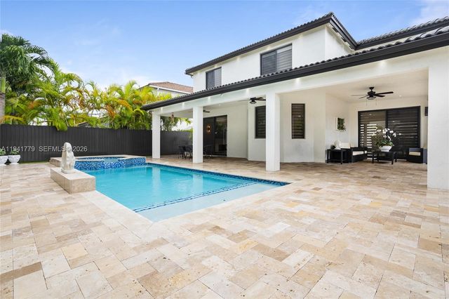 5324 SW 164 Ct, Miami, FL 33185