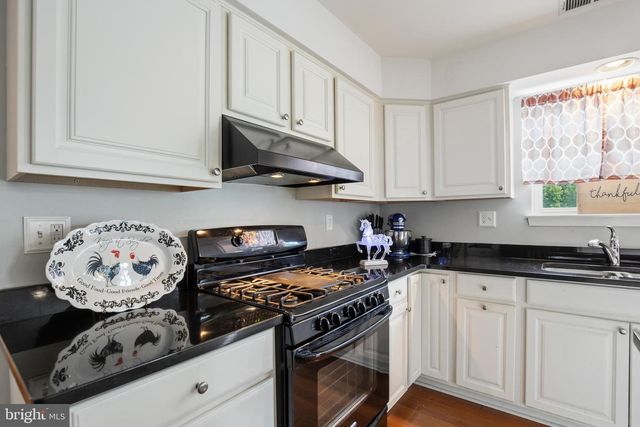 2711 WHISTLING CT, Waldorf, MD 20601