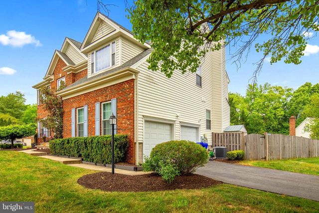 2711 WHISTLING CT, Waldorf, MD 20601