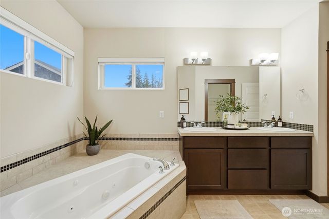 2814 93rd Place SE, Everett, WA 98208