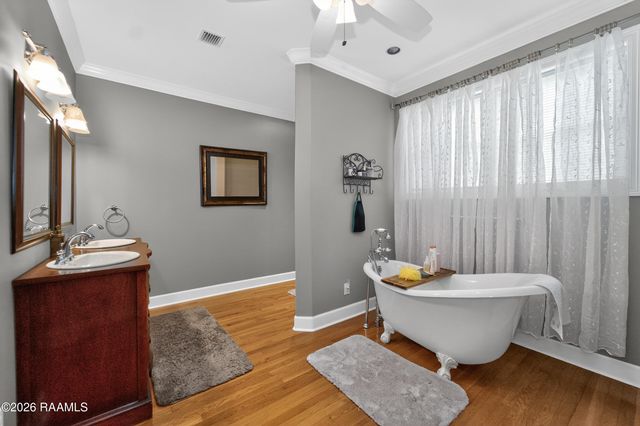 701 Parkview Drive, New Iberia, LA 70563