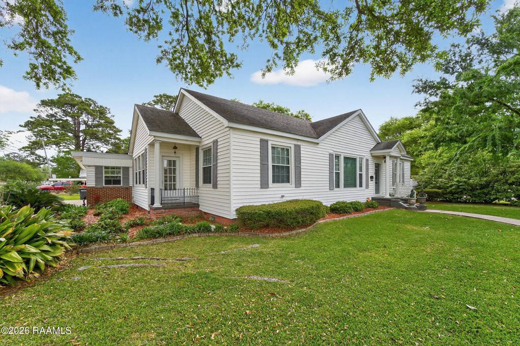 701 Parkview Drive, New Iberia, LA 70563