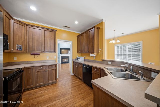 105 Penquin Place, Hampstead, NC 28443