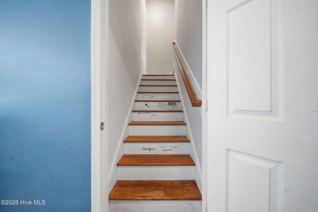 105 Penquin Place, Hampstead, NC 28443