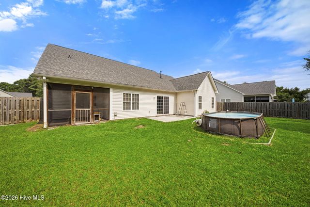 105 Penquin Place, Hampstead, NC 28443