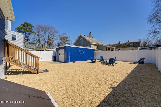 307 Asbury Avenue, Ocean Gate, NJ 08740