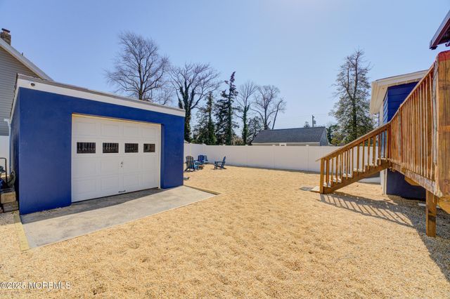 307 Asbury Avenue, Ocean Gate, NJ 08740