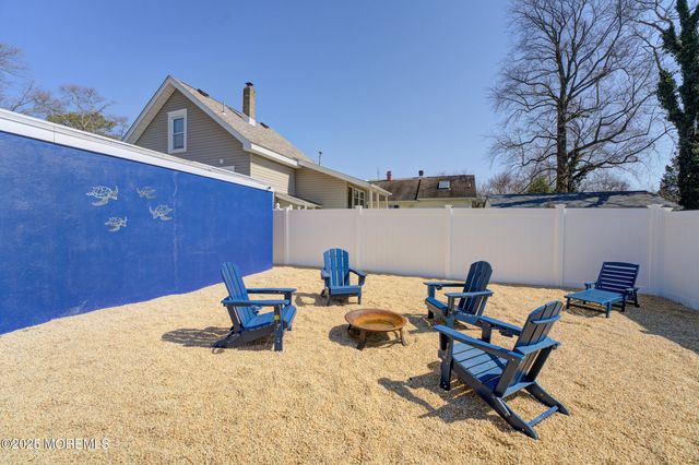 307 Asbury Avenue, Ocean Gate, NJ 08740
