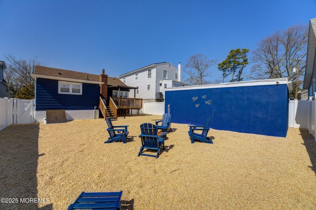 307 Asbury Avenue, Ocean Gate, NJ 08740