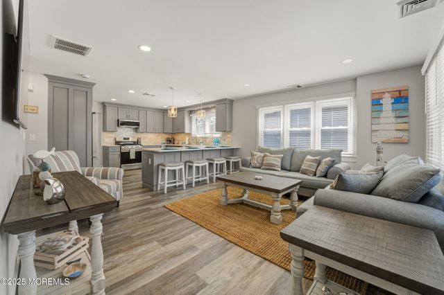 307 Asbury Avenue, Ocean Gate, NJ 08740