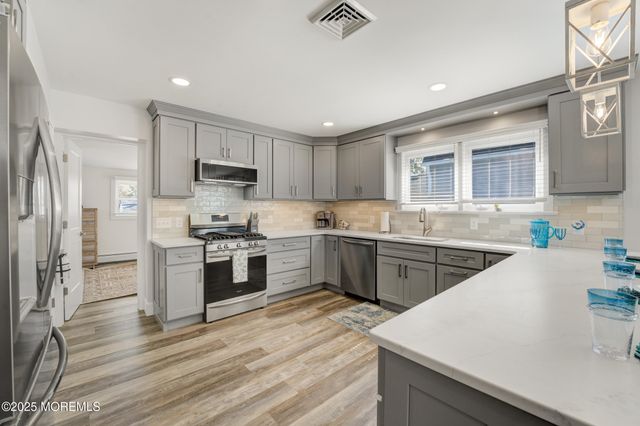 307 Asbury Avenue, Ocean Gate, NJ 08740