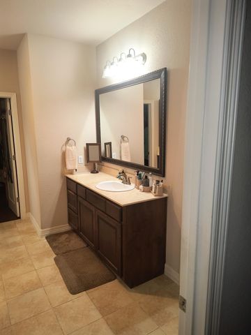 213 Dawn DR, Liberty Hill, TX 78642