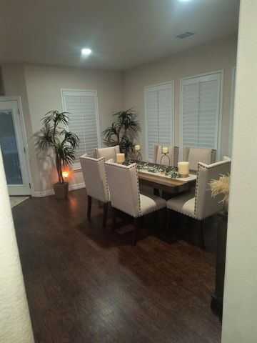 213 Dawn DR, Liberty Hill, TX 78642